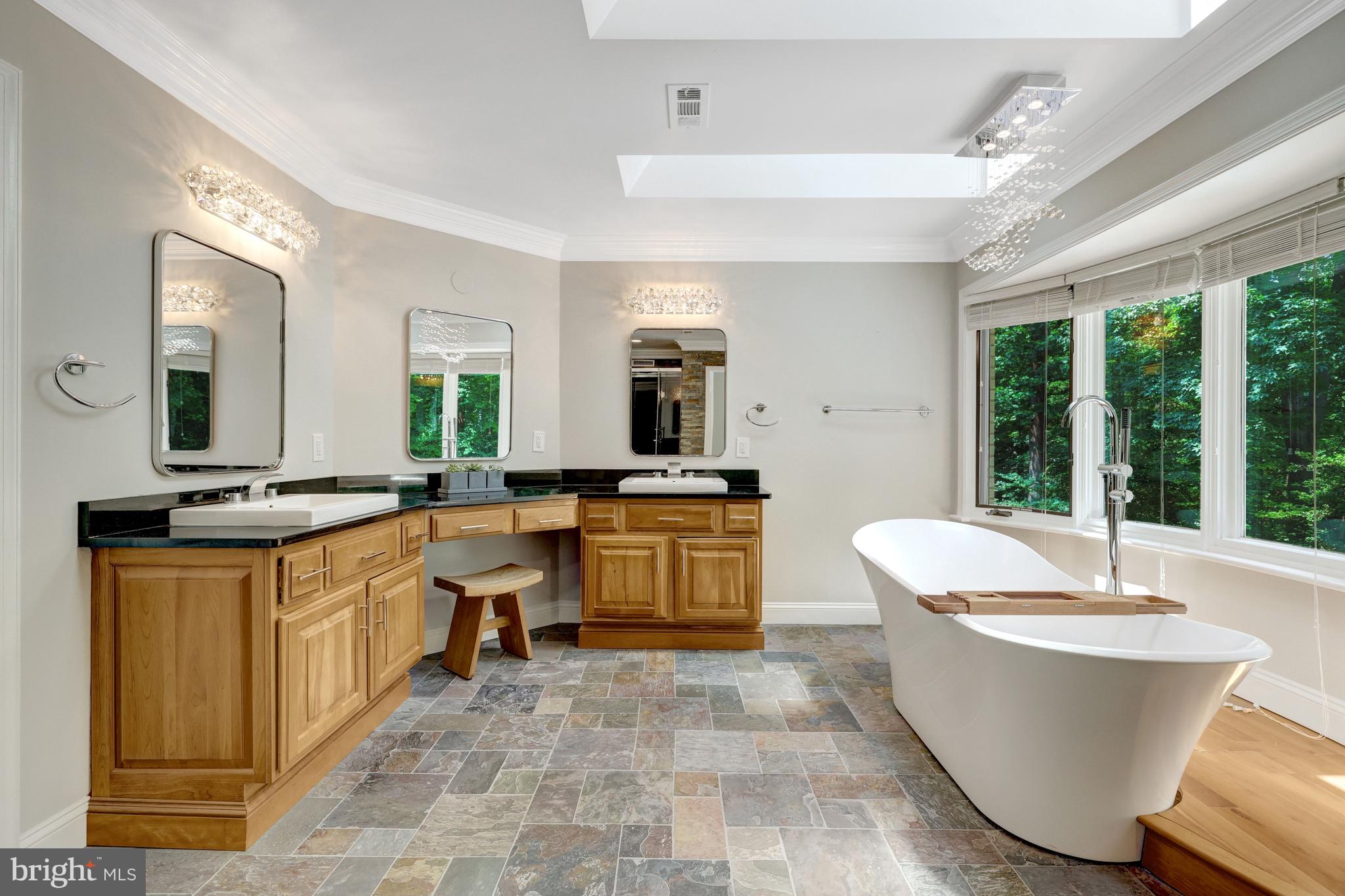 KILLARNEY - Residential