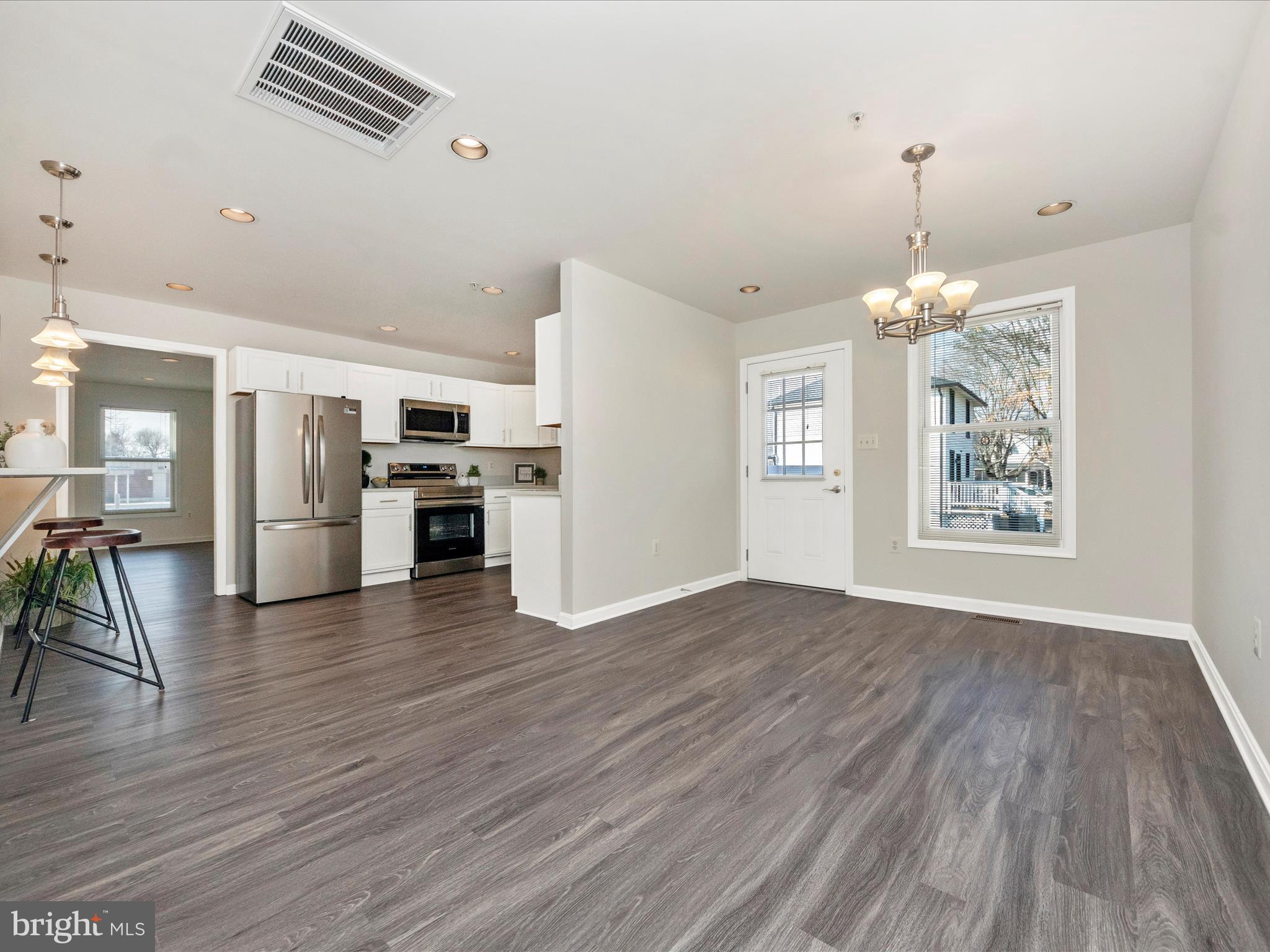 LAKELAND - Residential