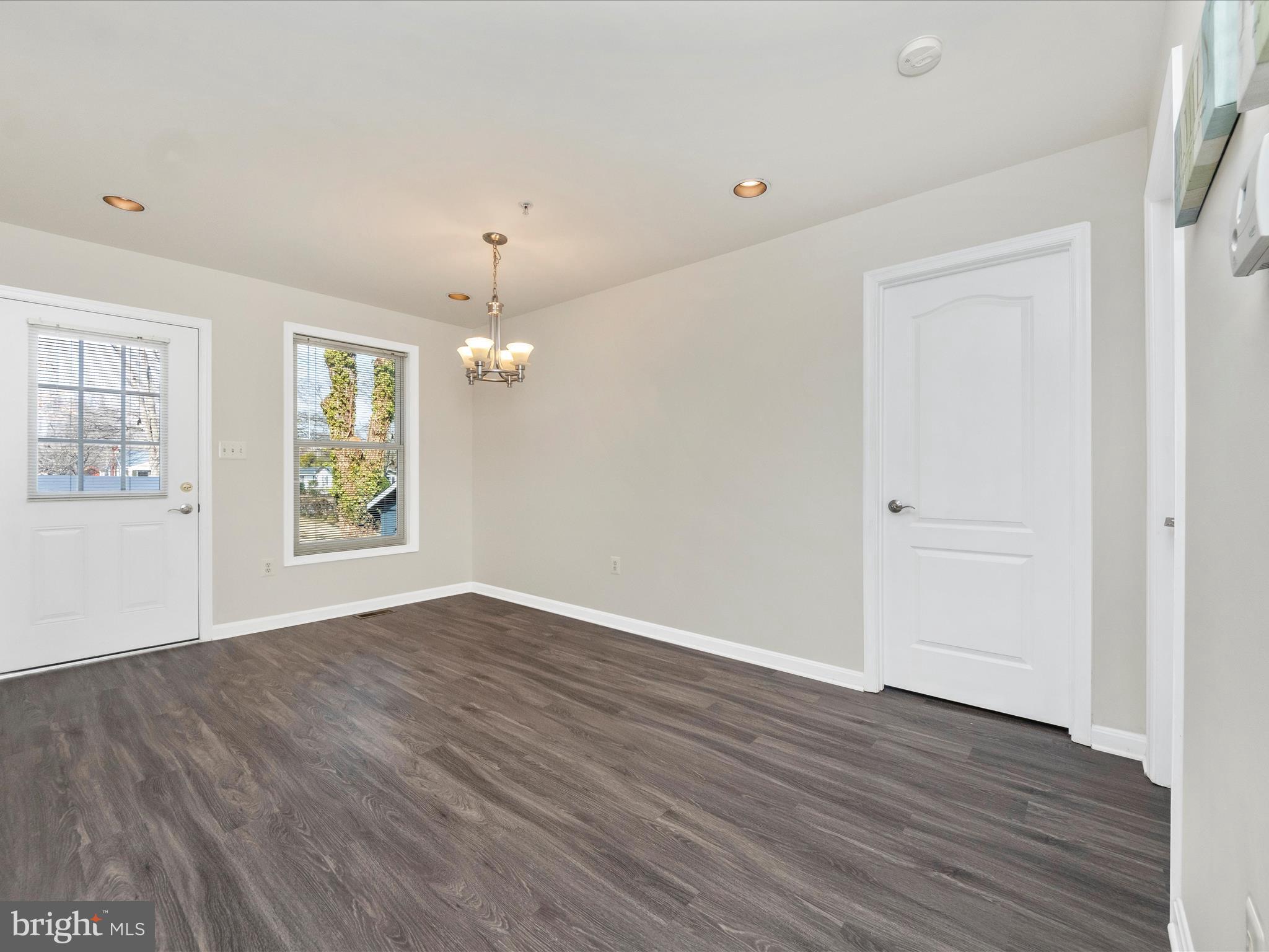 LAKELAND - Residential