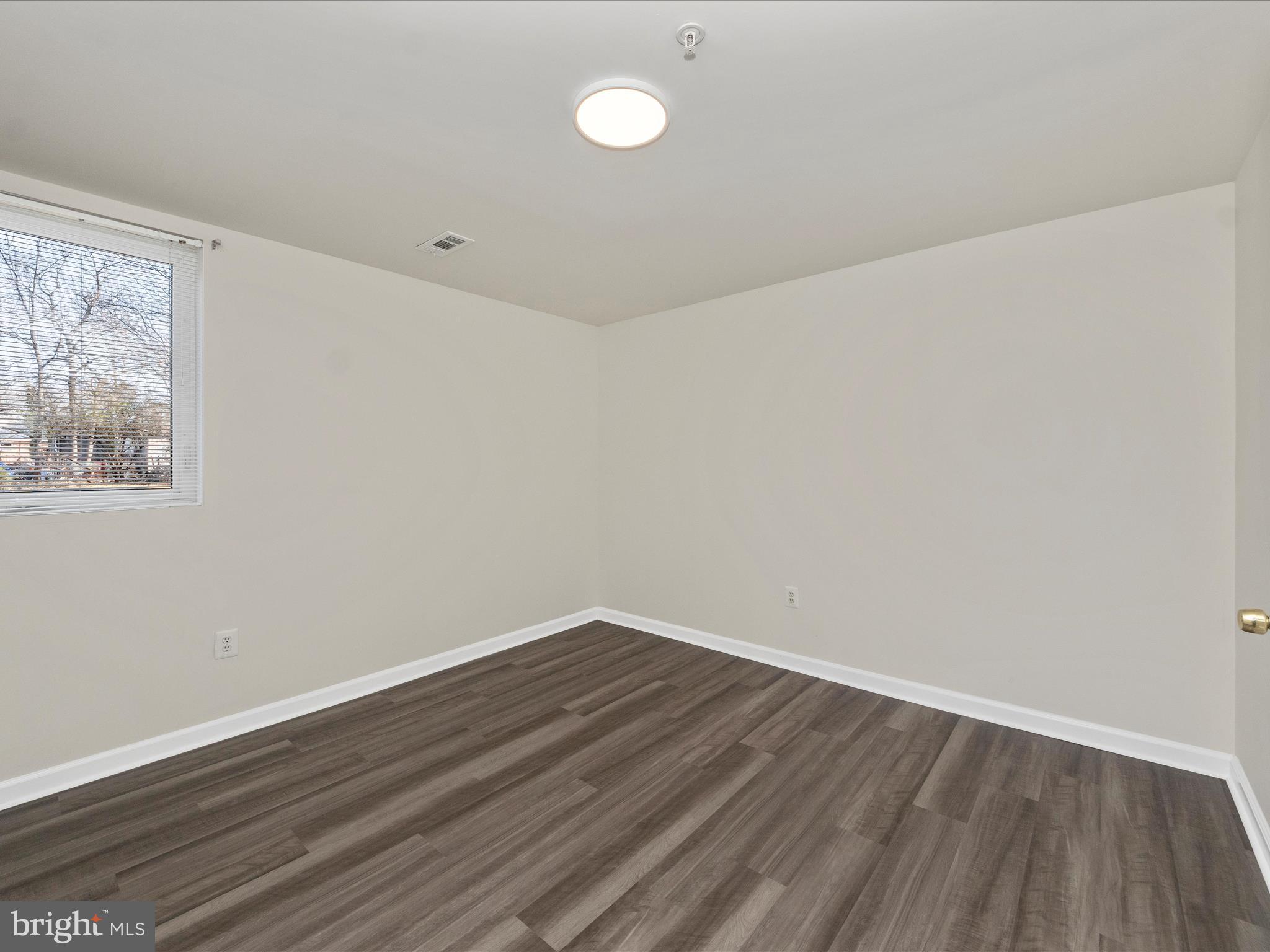 LAKELAND - Residential