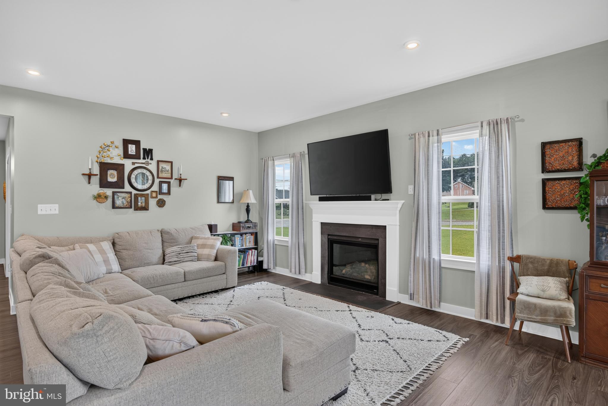 HIGH POINTE SOUTH - Residential