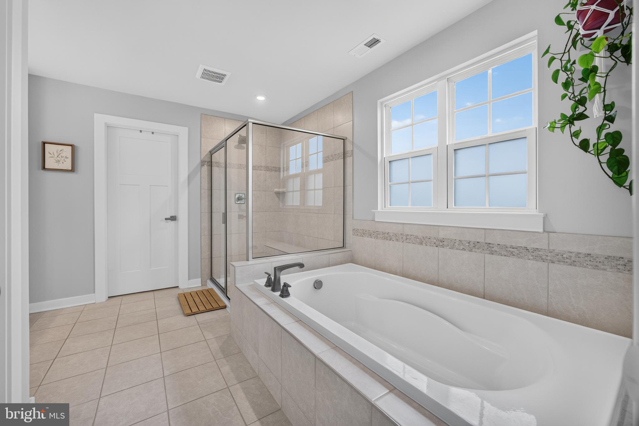 HIGH POINTE SOUTH - Residential