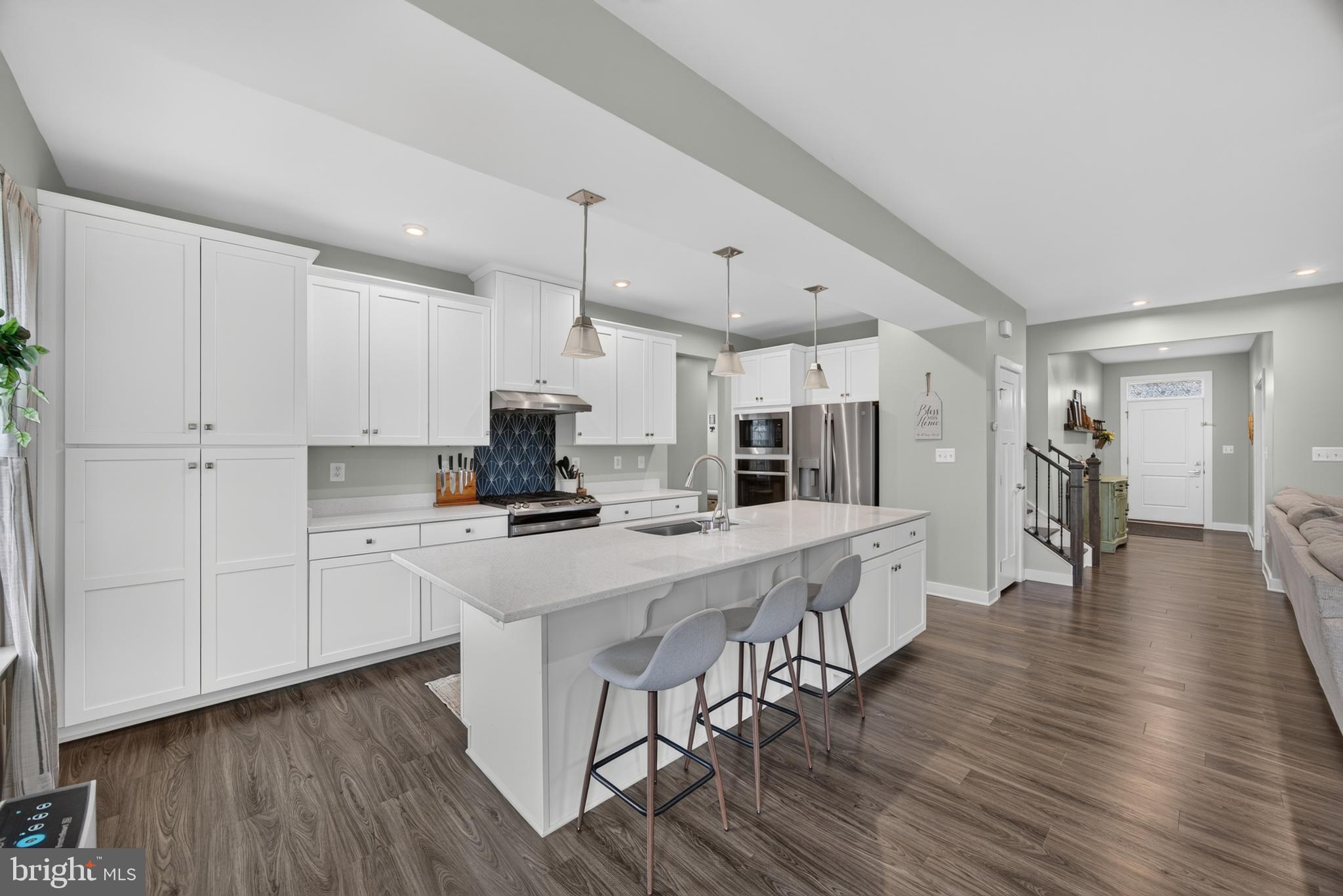 HIGH POINTE SOUTH - Residential
