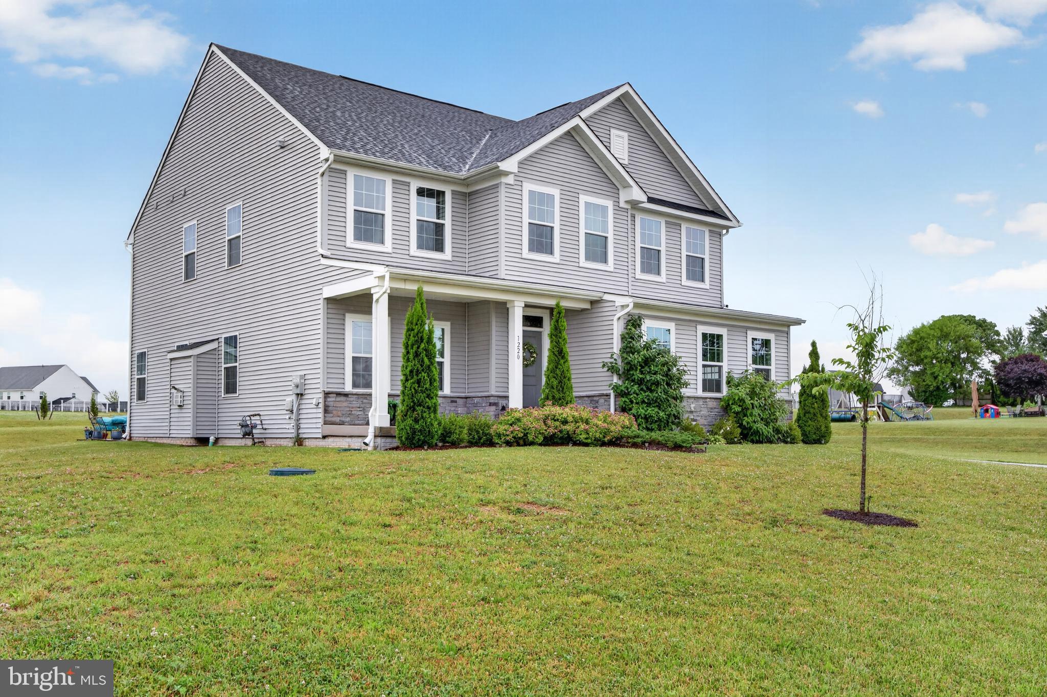 HIGH POINTE SOUTH - Residential