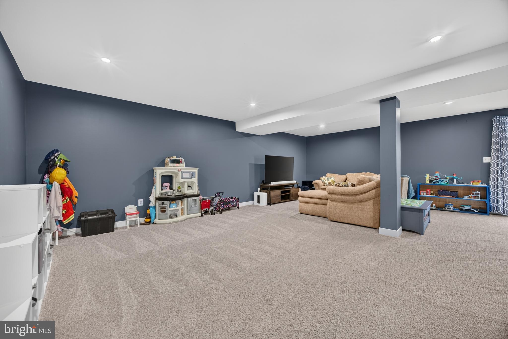 HIGH POINTE SOUTH - Residential