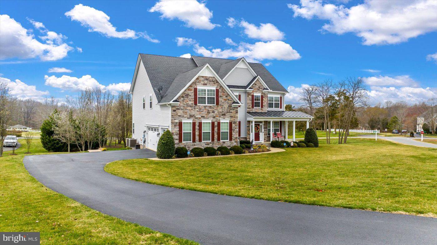 BLOOMSBURY FARM ESTATES - Residential