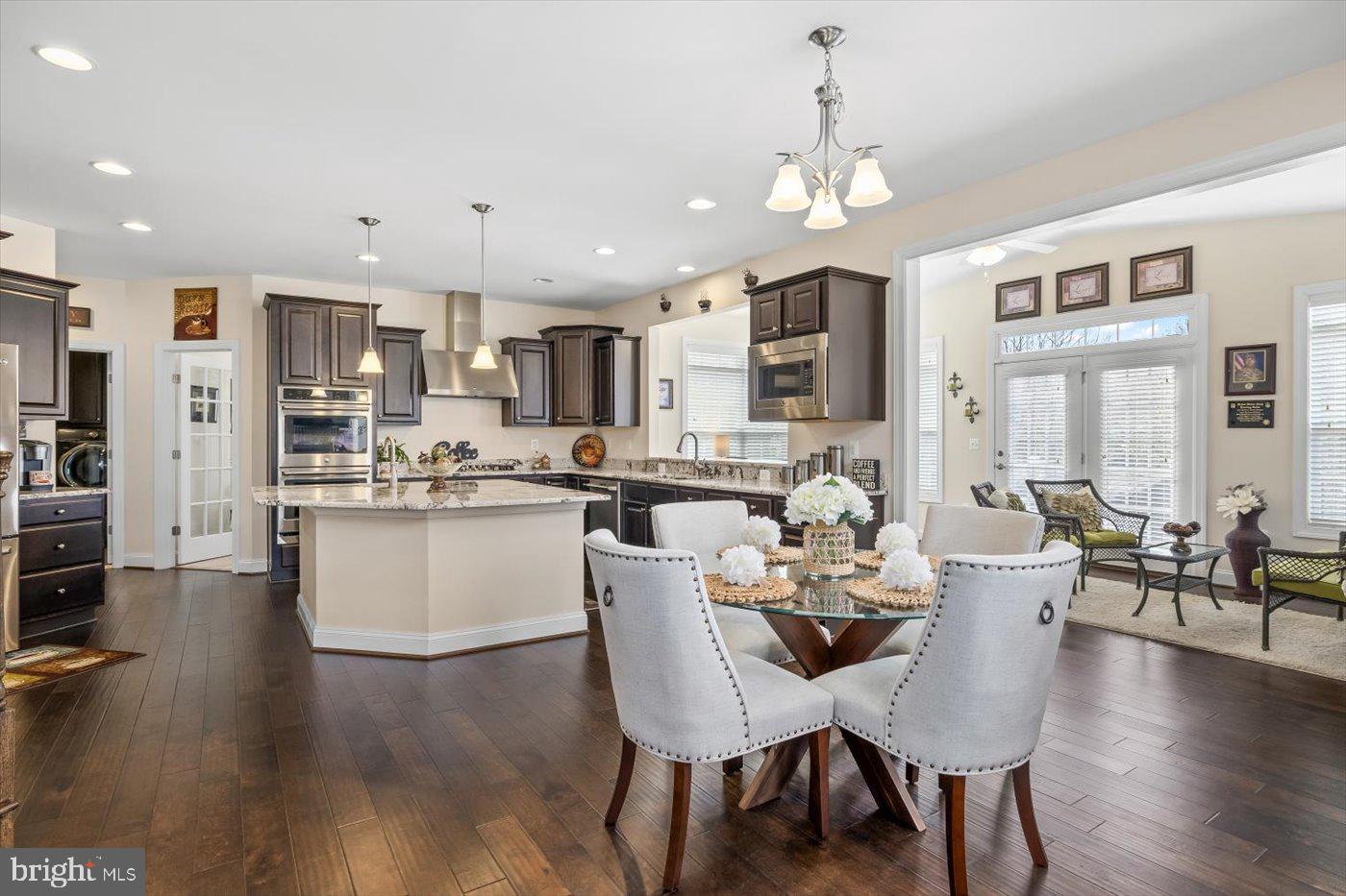BLOOMSBURY FARM ESTATES - Residential