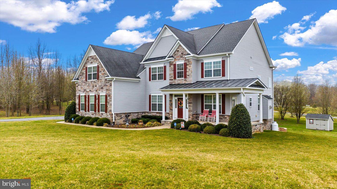 BLOOMSBURY FARM ESTATES - Residential