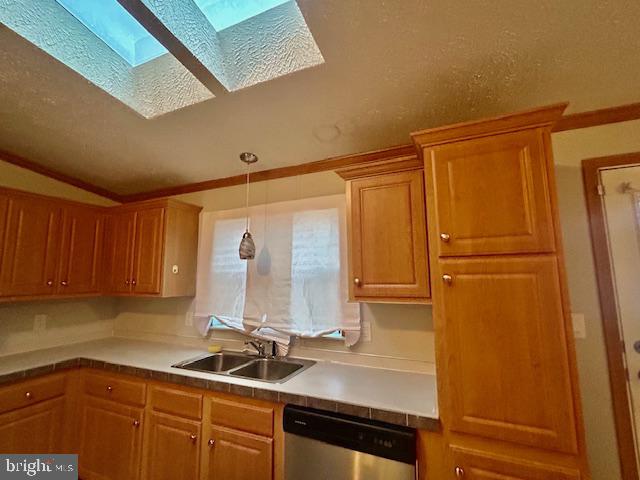 ESSEX/MIDDLE RIVER - Residential