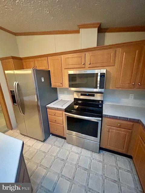ESSEX/MIDDLE RIVER - Residential