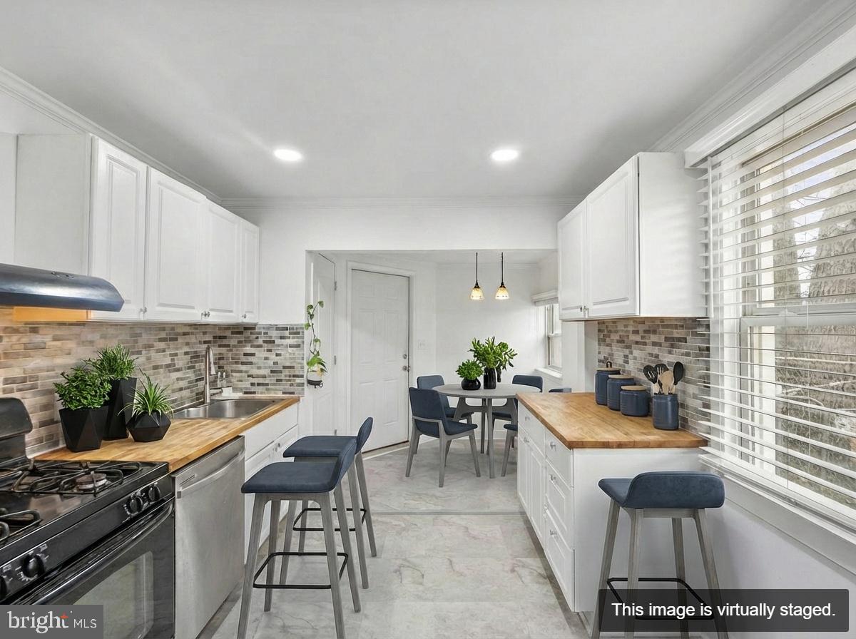 BROOKLYN HEIGHTS - Residential
