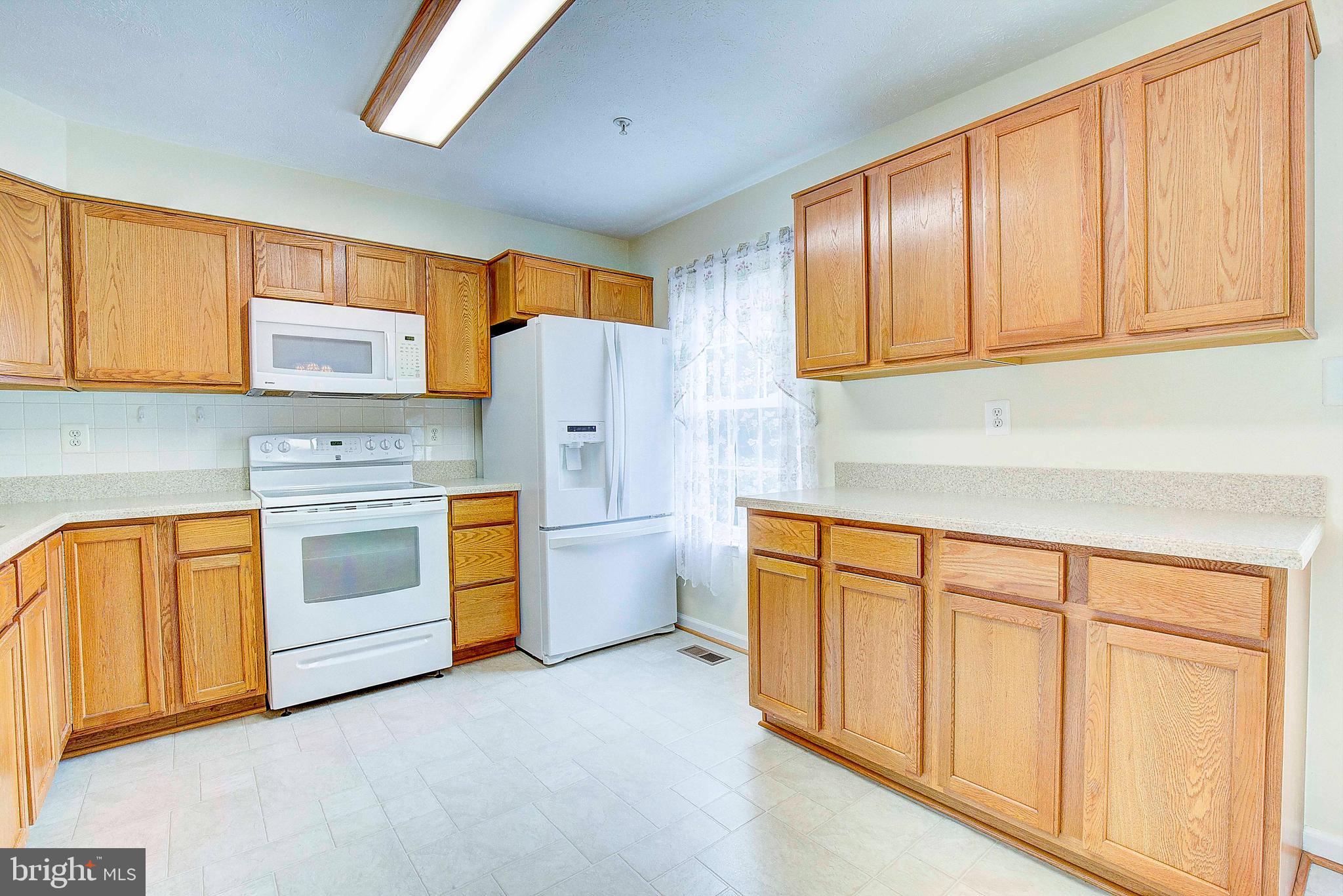FARMINGTON VILLAGE - Residential
