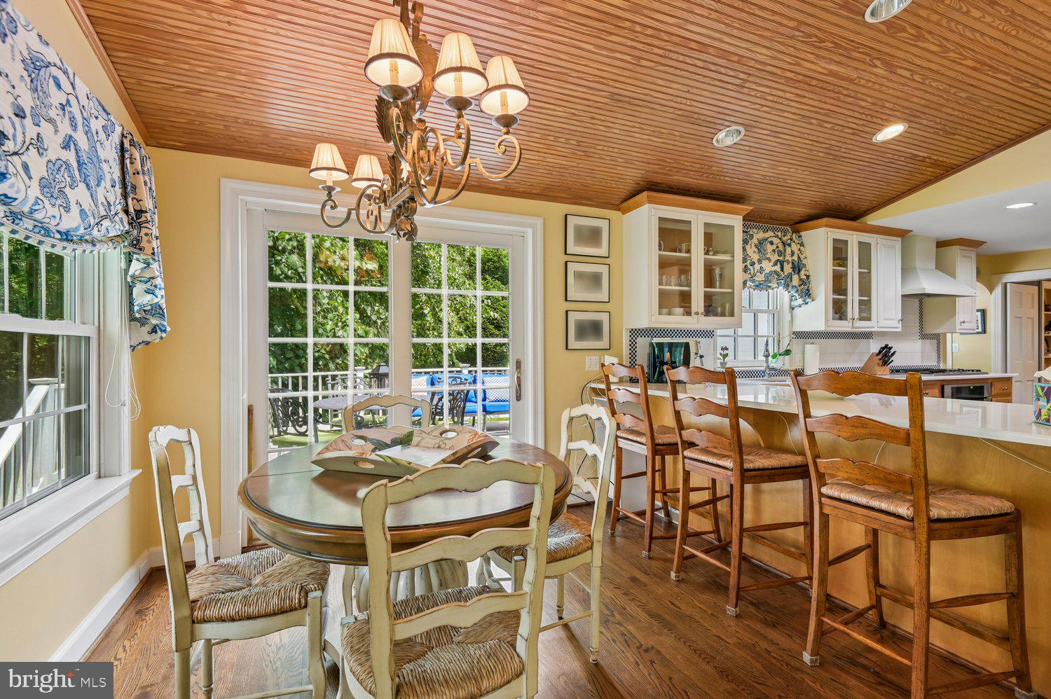 POPLAR HILL - Residential