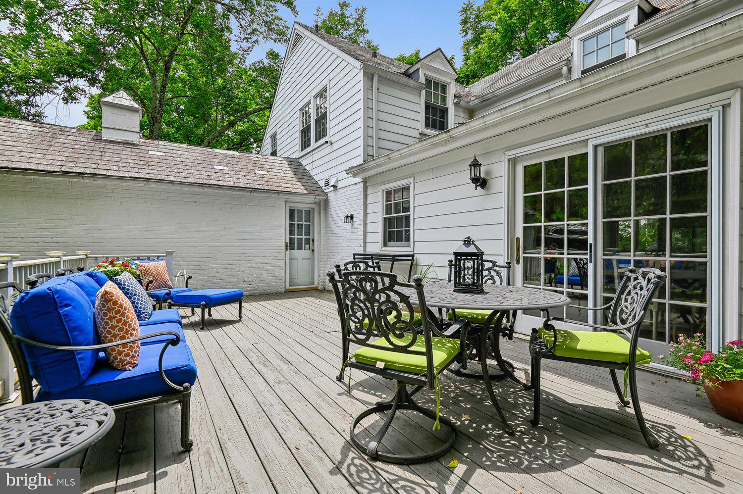 POPLAR HILL - Residential