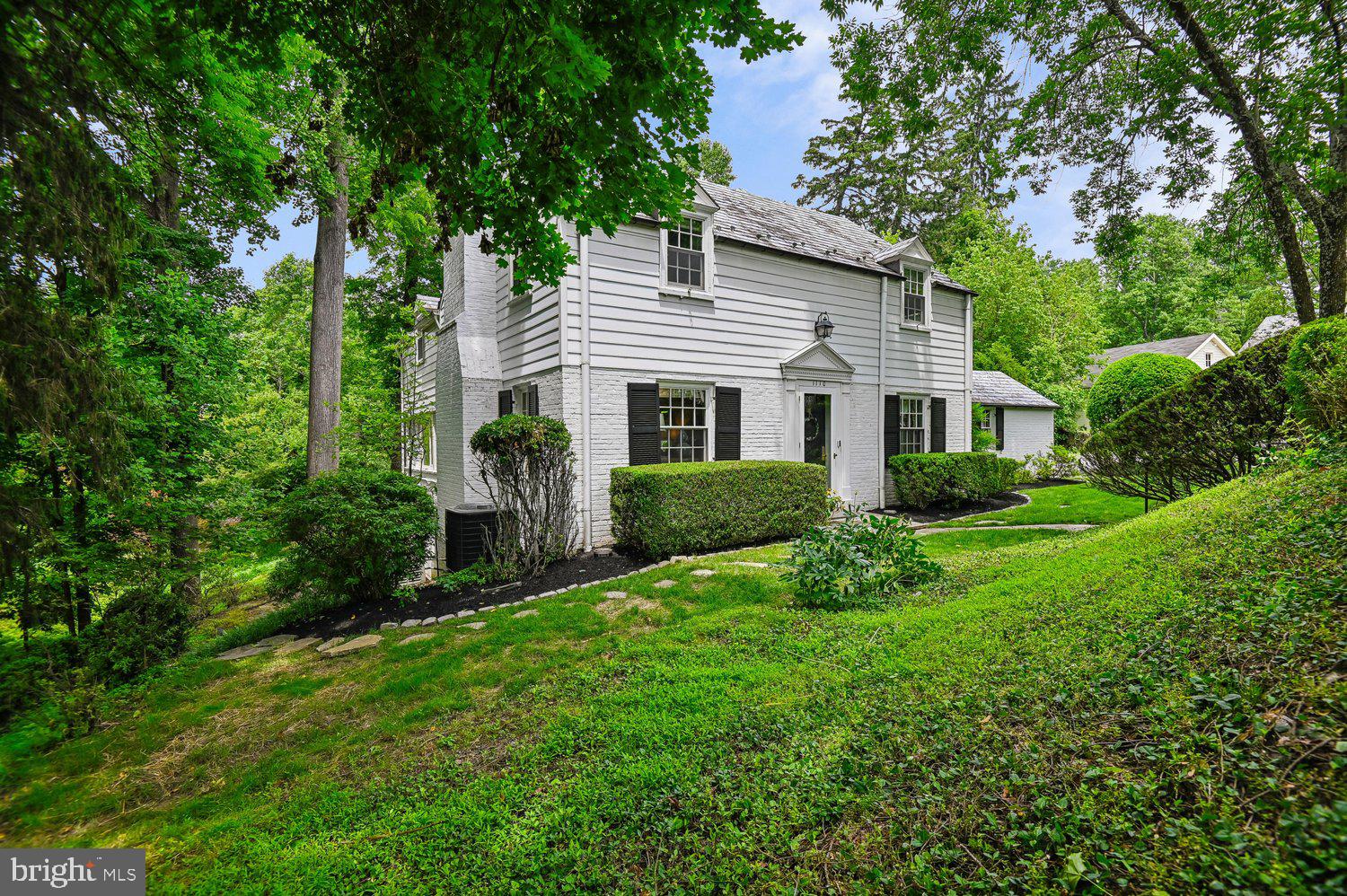 POPLAR HILL - Residential