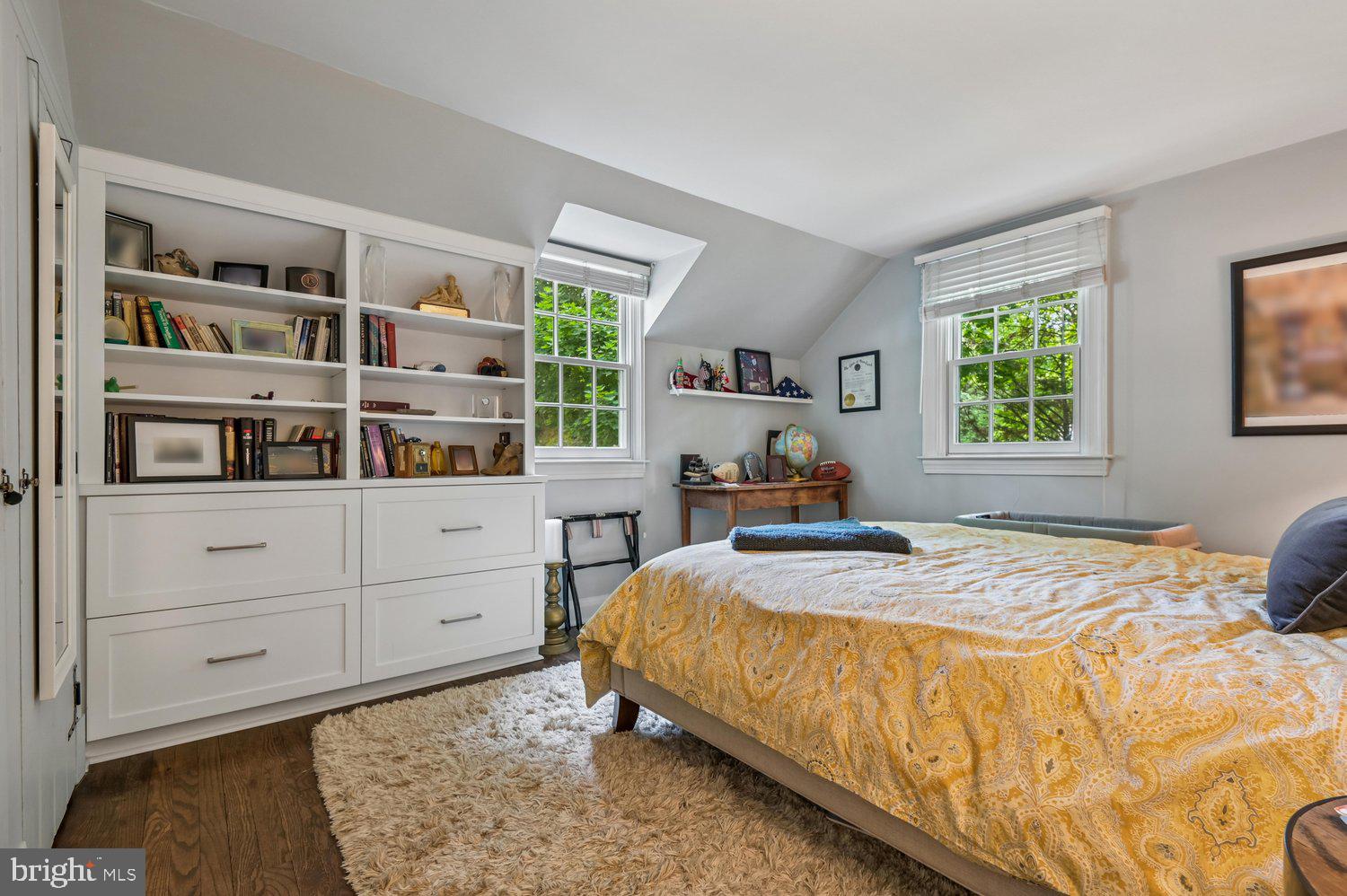 POPLAR HILL - Residential