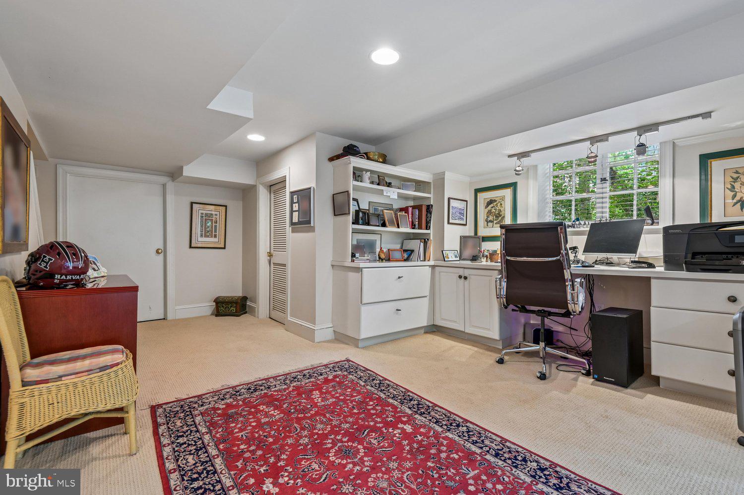 POPLAR HILL - Residential