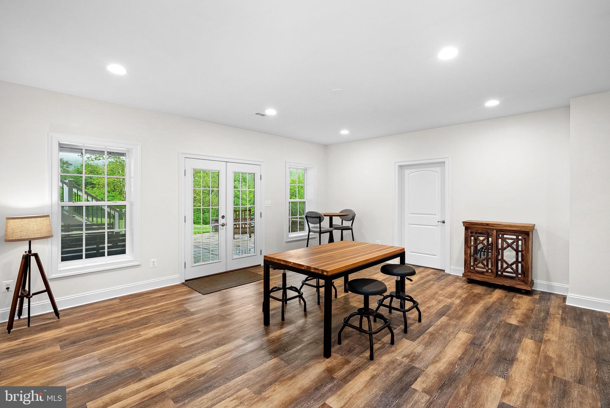 HIGHLANDS - Residential