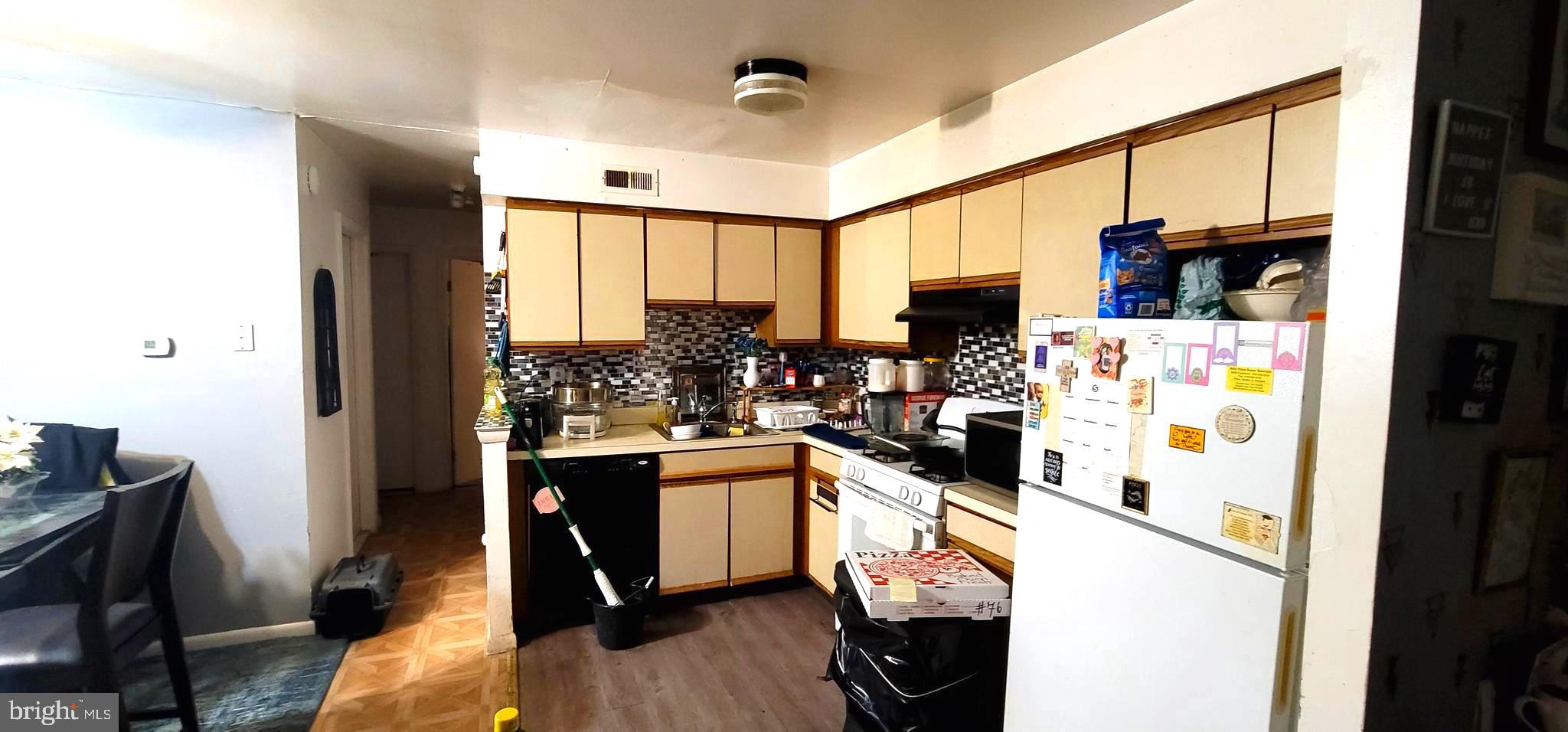 HOLMESBURG - Residential Income