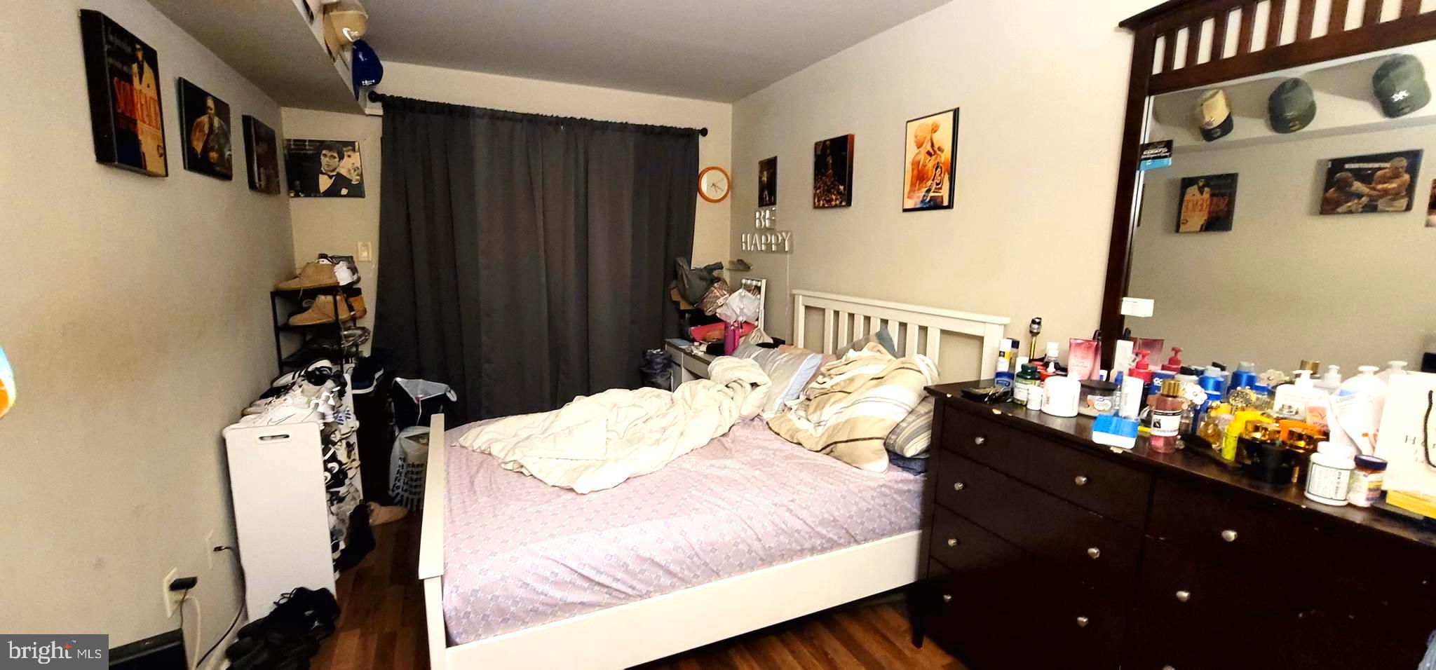 HOLMESBURG - Residential Income