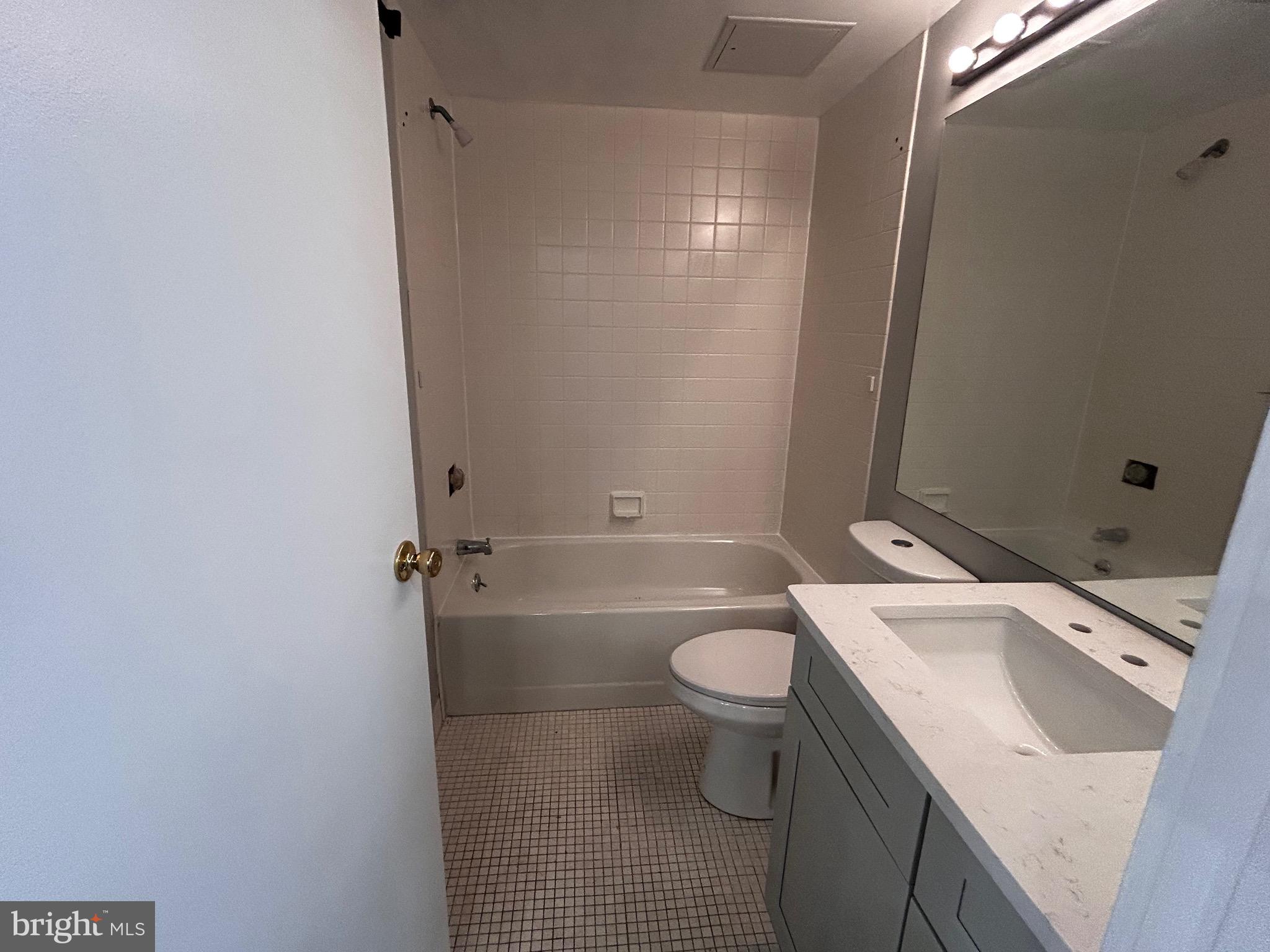 ART MUSEUM AREA - Residential