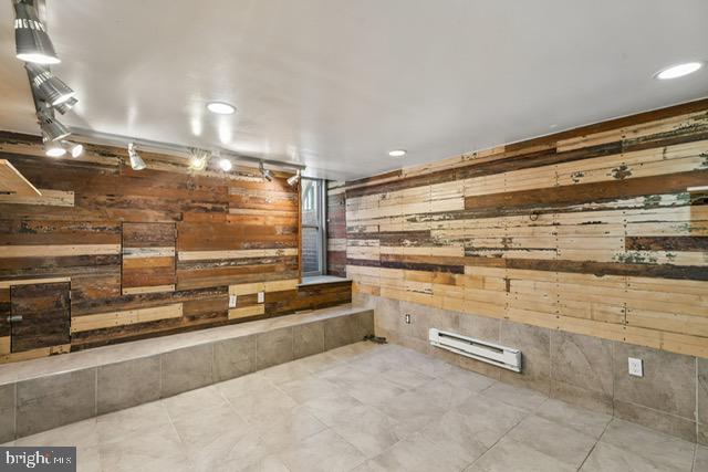 POINT BREEZE - Residential