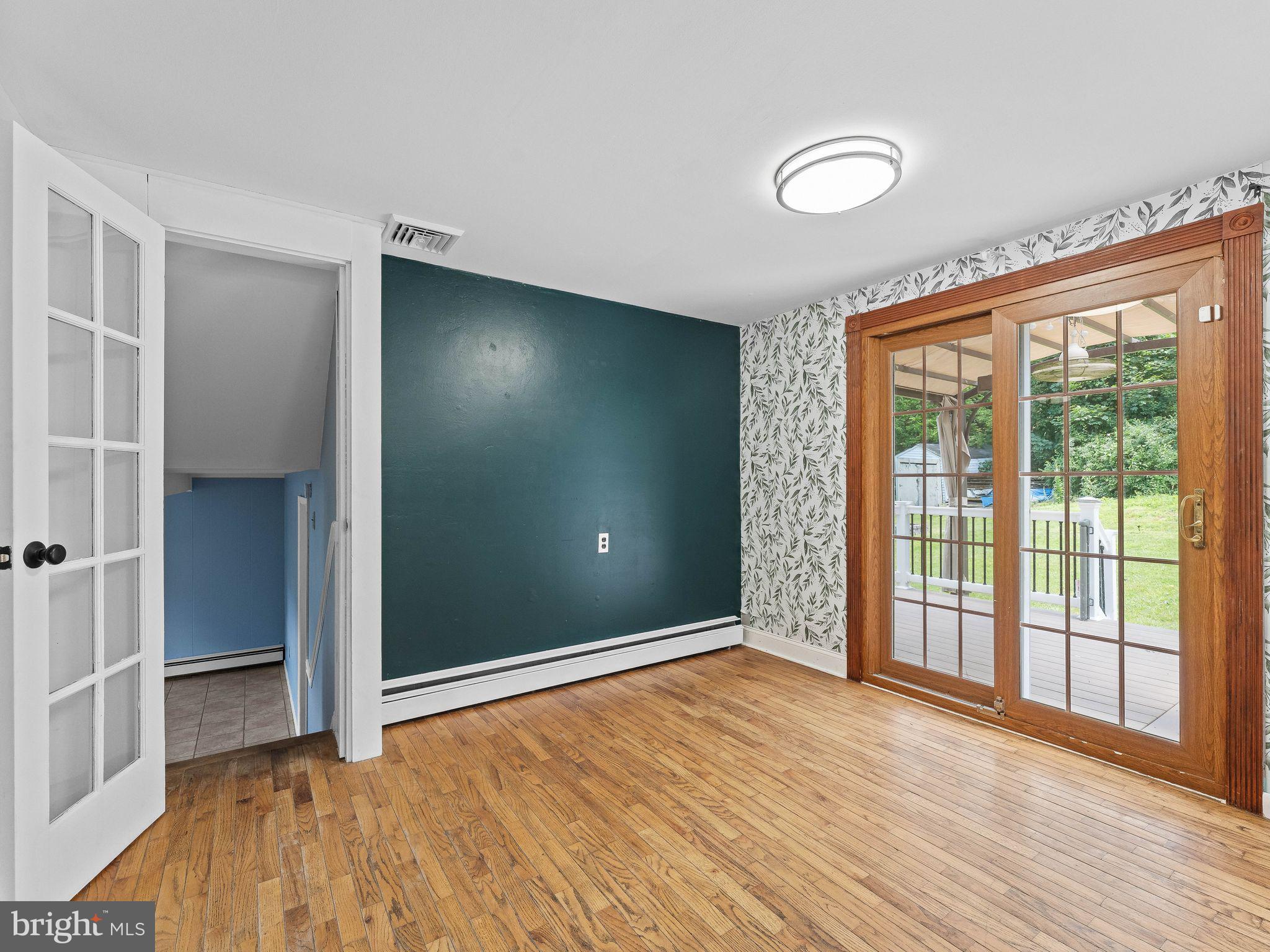 SHERWOOD PINES - Residential