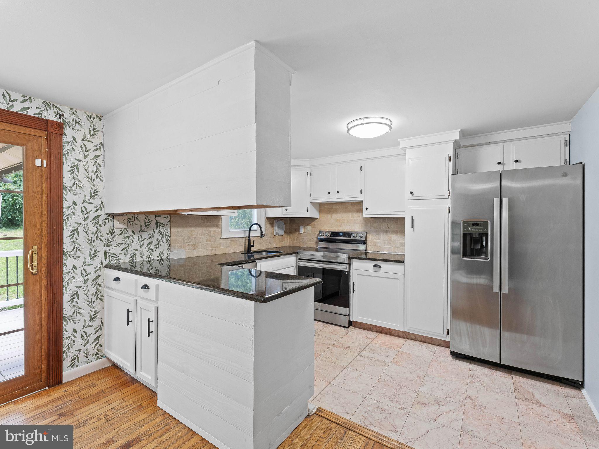 SHERWOOD PINES - Residential