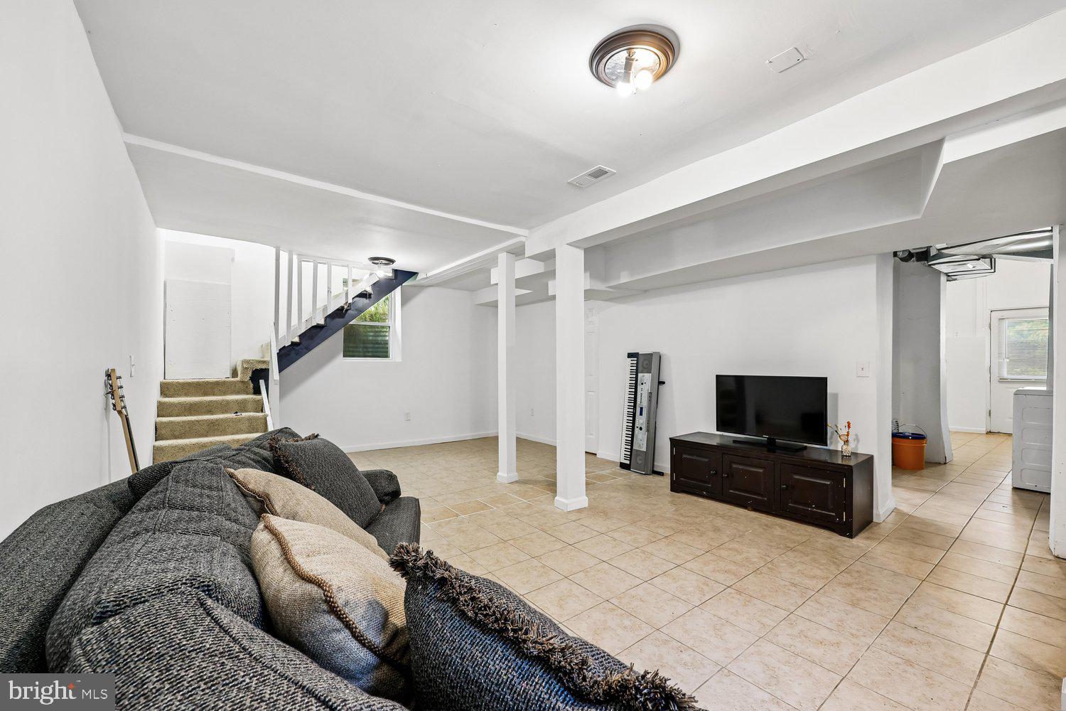 OLNEY OUTSIDE - Residential
