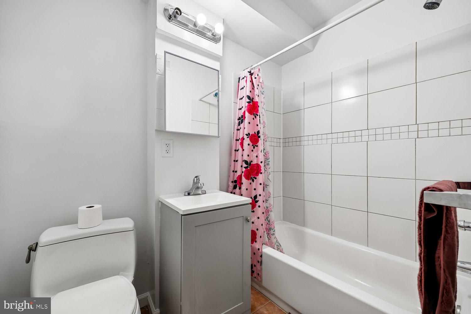 OLNEY OUTSIDE - Residential