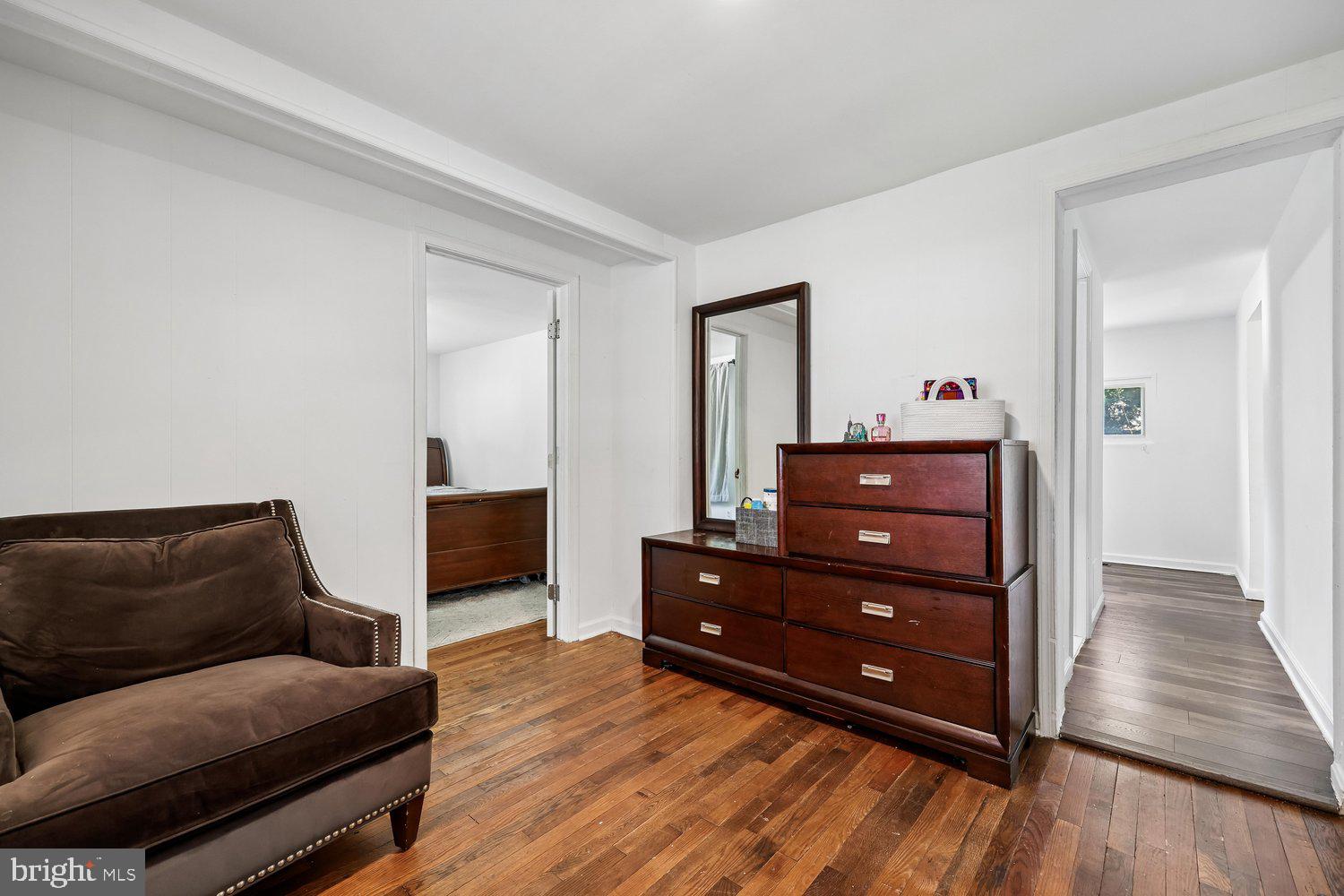 OLNEY OUTSIDE - Residential