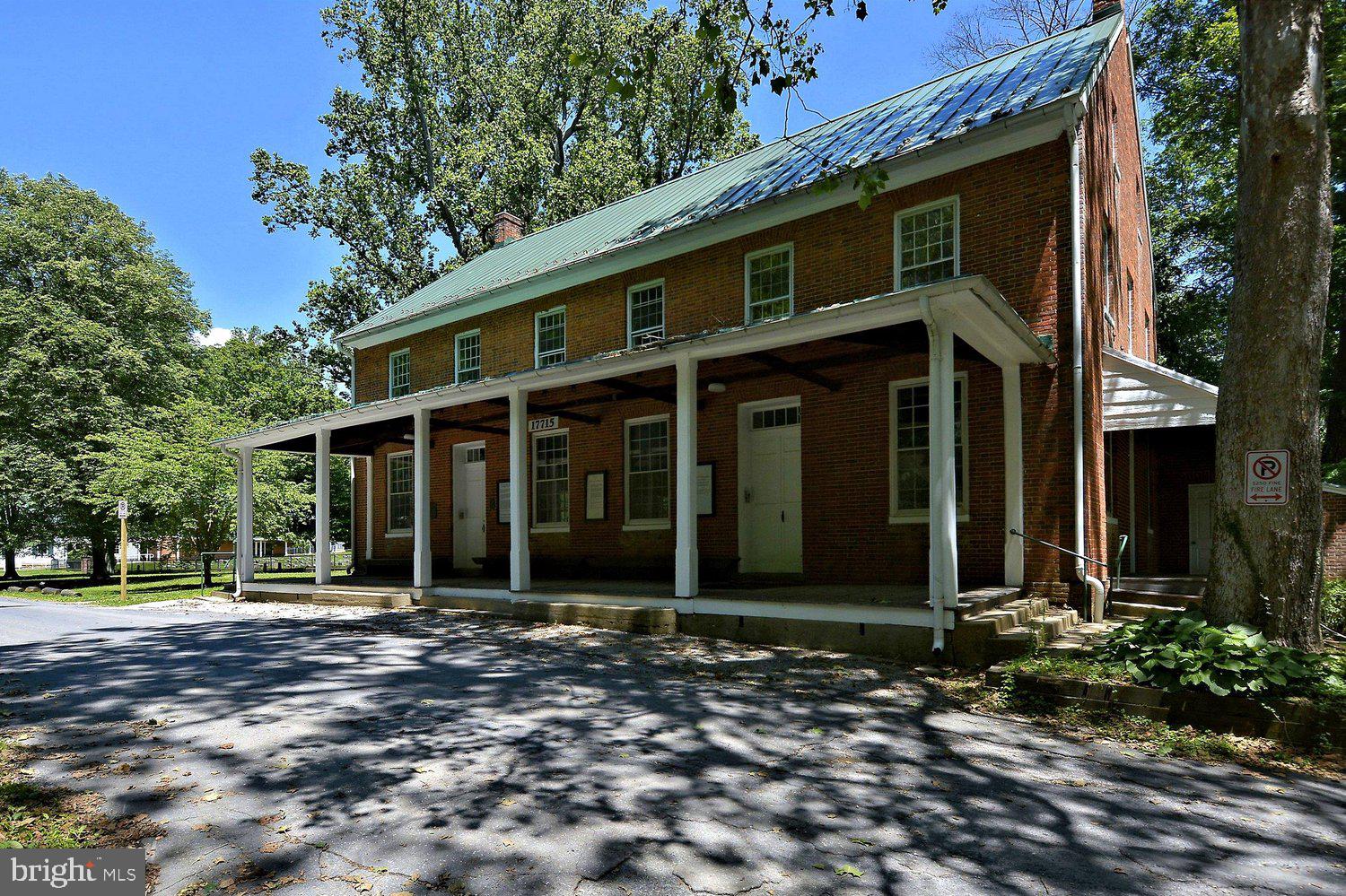 OLNEY OUTSIDE - Residential