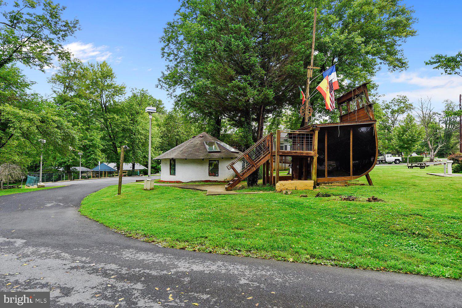 OLNEY OUTSIDE - Residential