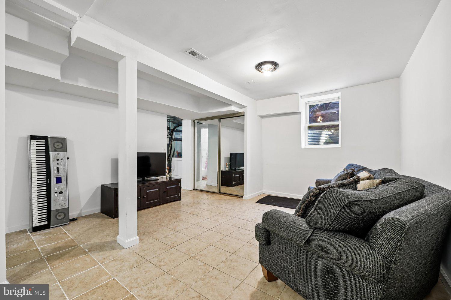 OLNEY OUTSIDE - Residential