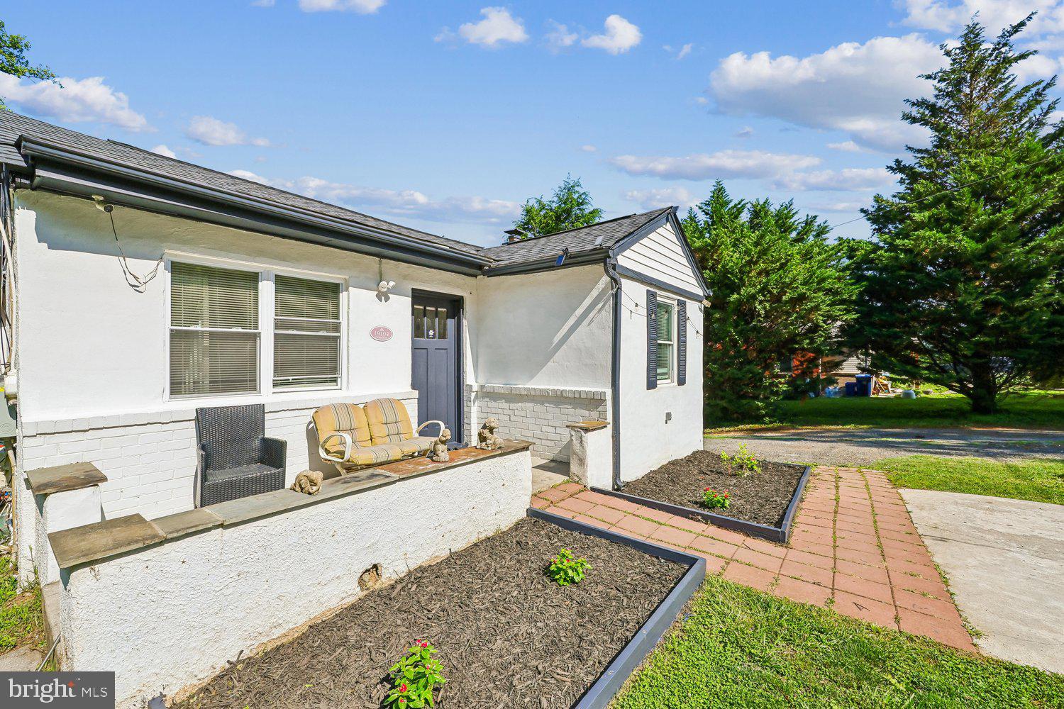 OLNEY OUTSIDE - Residential