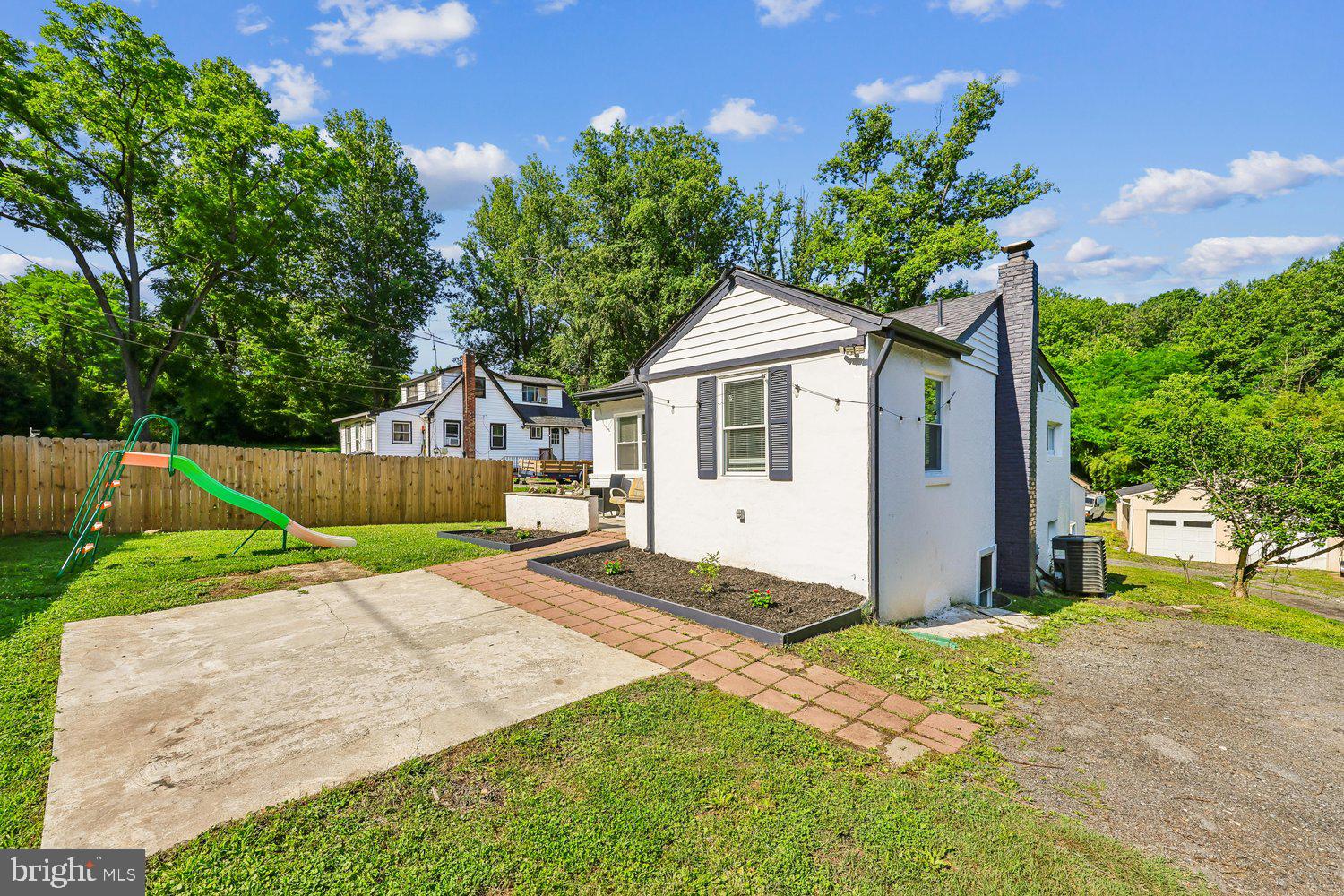 OLNEY OUTSIDE - Residential