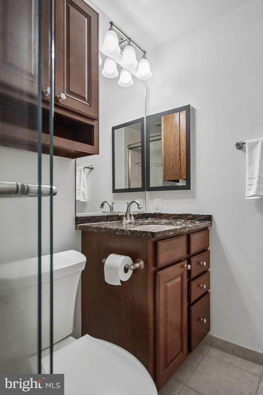STRATHMEADE SQUARE - Residential