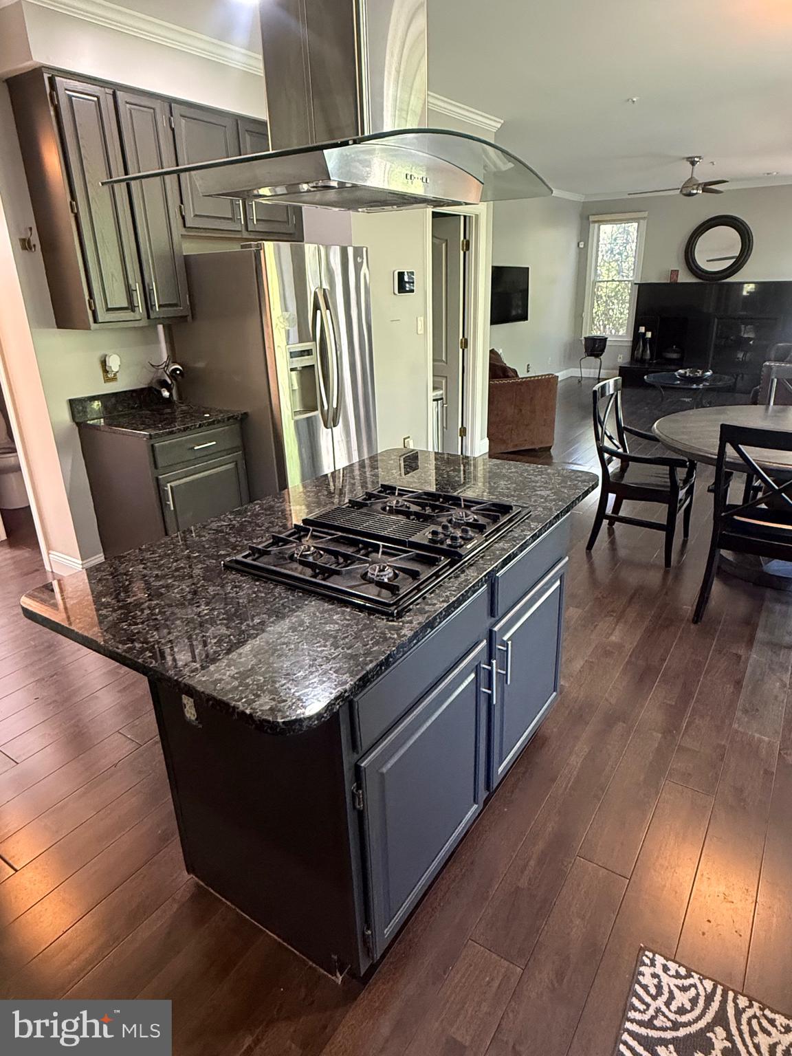 WOODMORE SOUTH - Residential