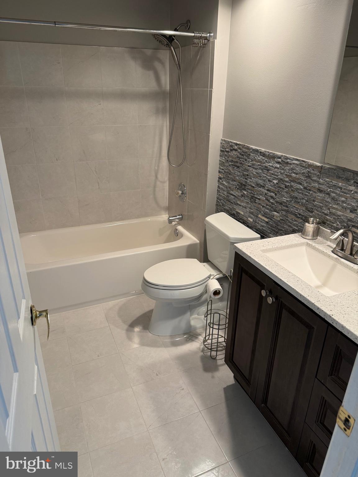 WOODMORE SOUTH - Residential