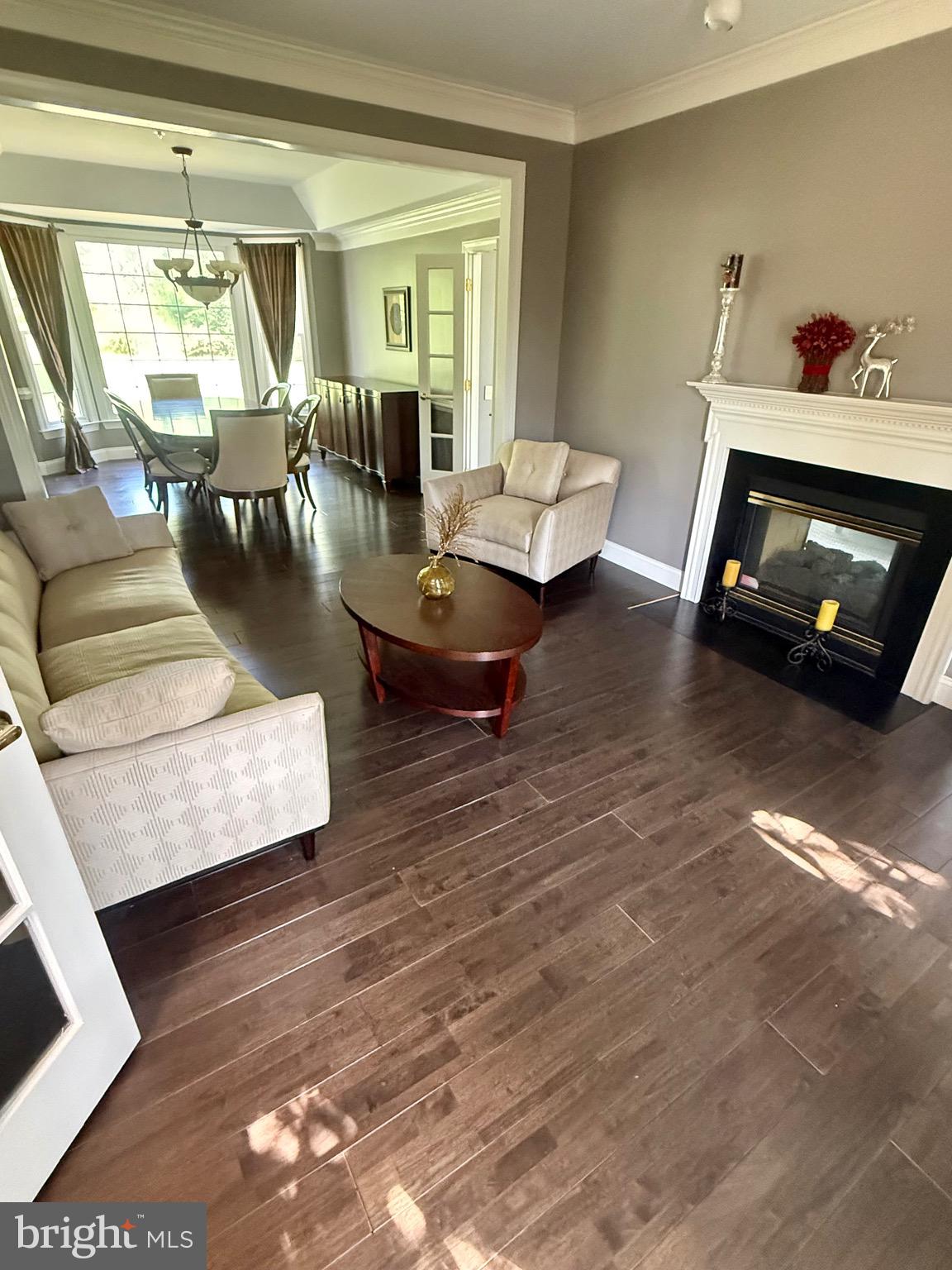 WOODMORE SOUTH - Residential