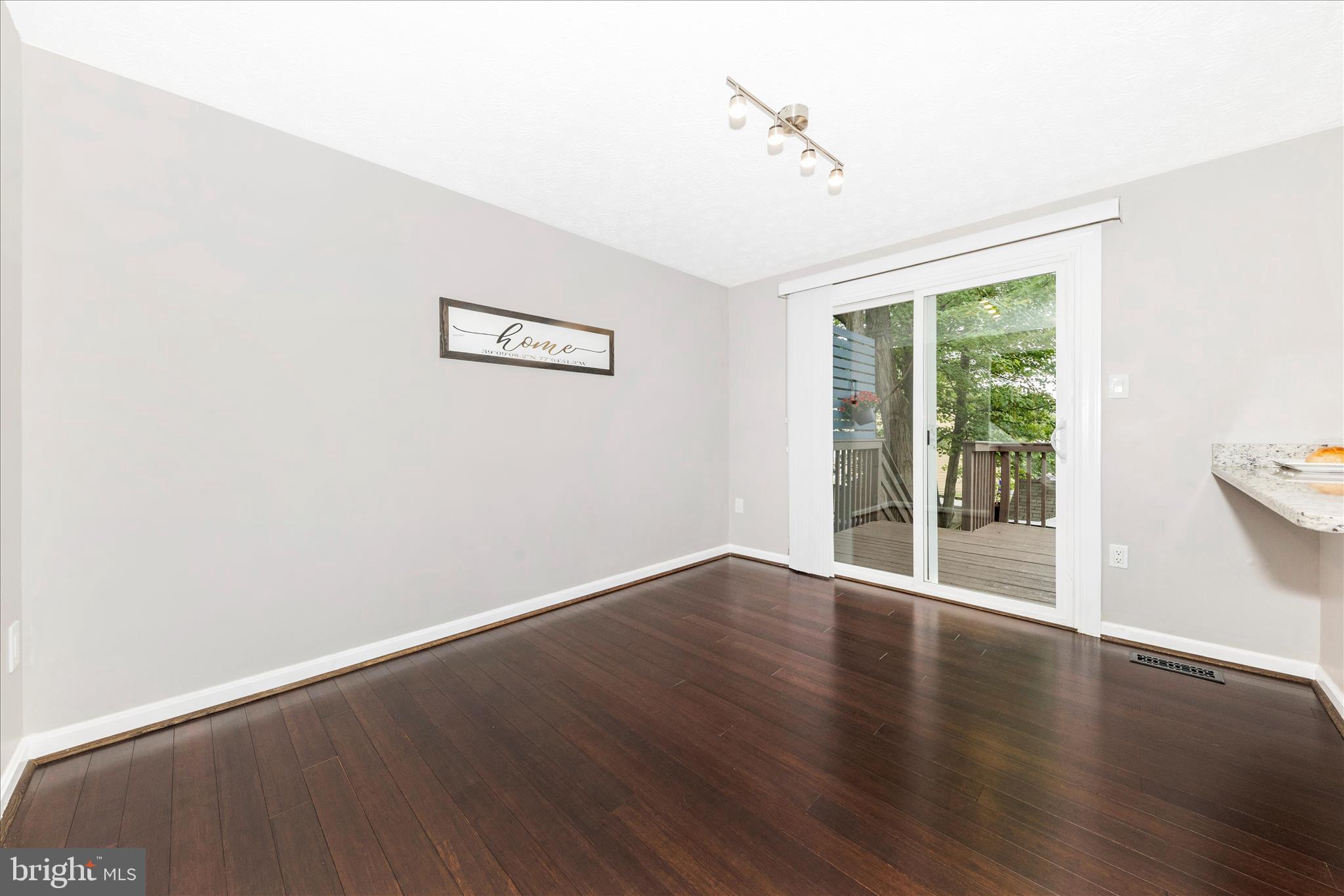 OLNEY OAKS - Residential