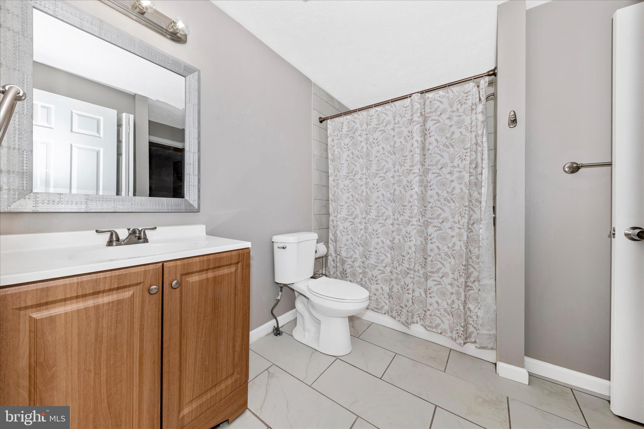OLNEY OAKS - Residential