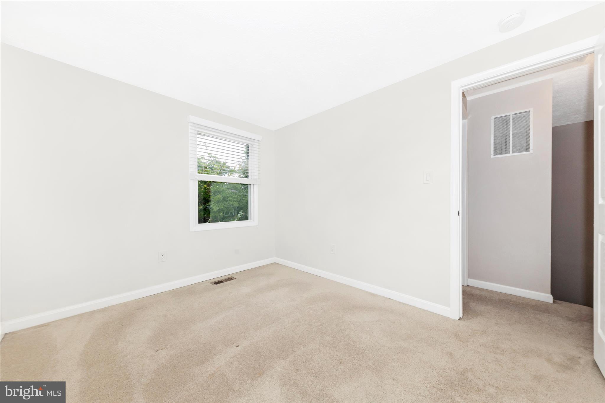 OLNEY OAKS - Residential