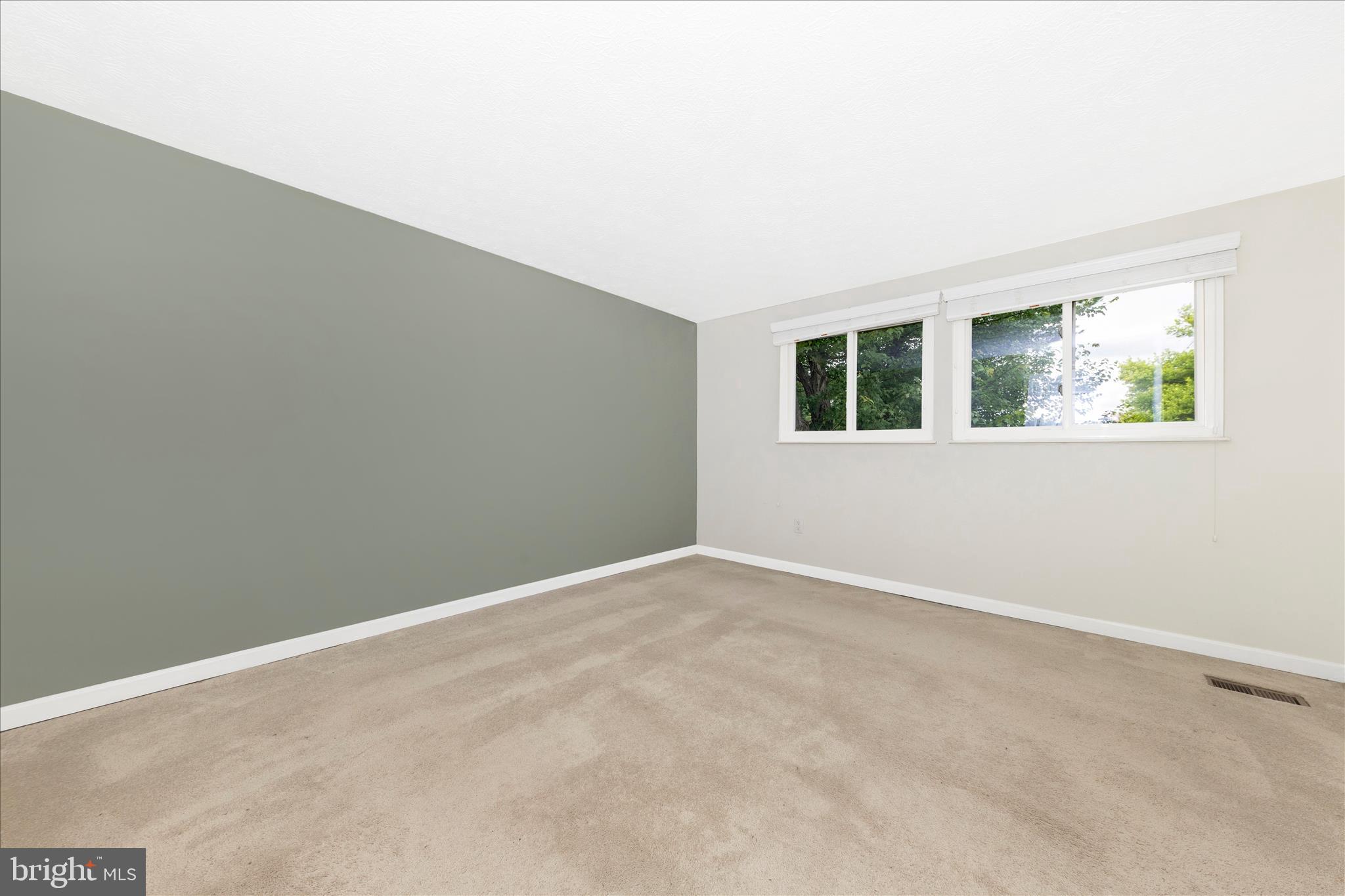 OLNEY OAKS - Residential