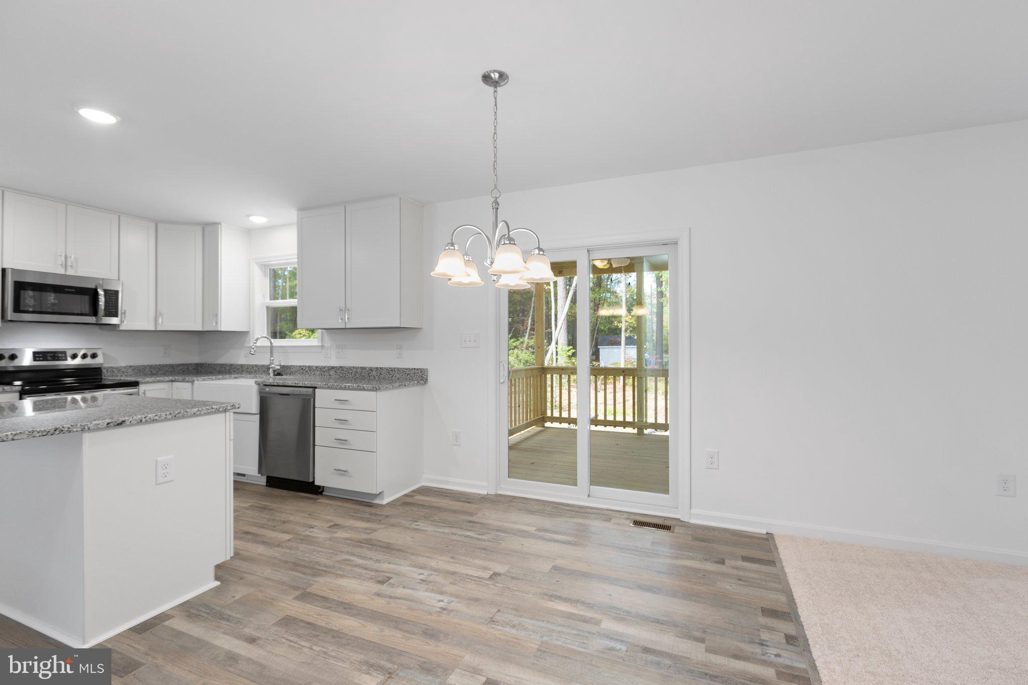WESTMORELAND SHORES - Residential