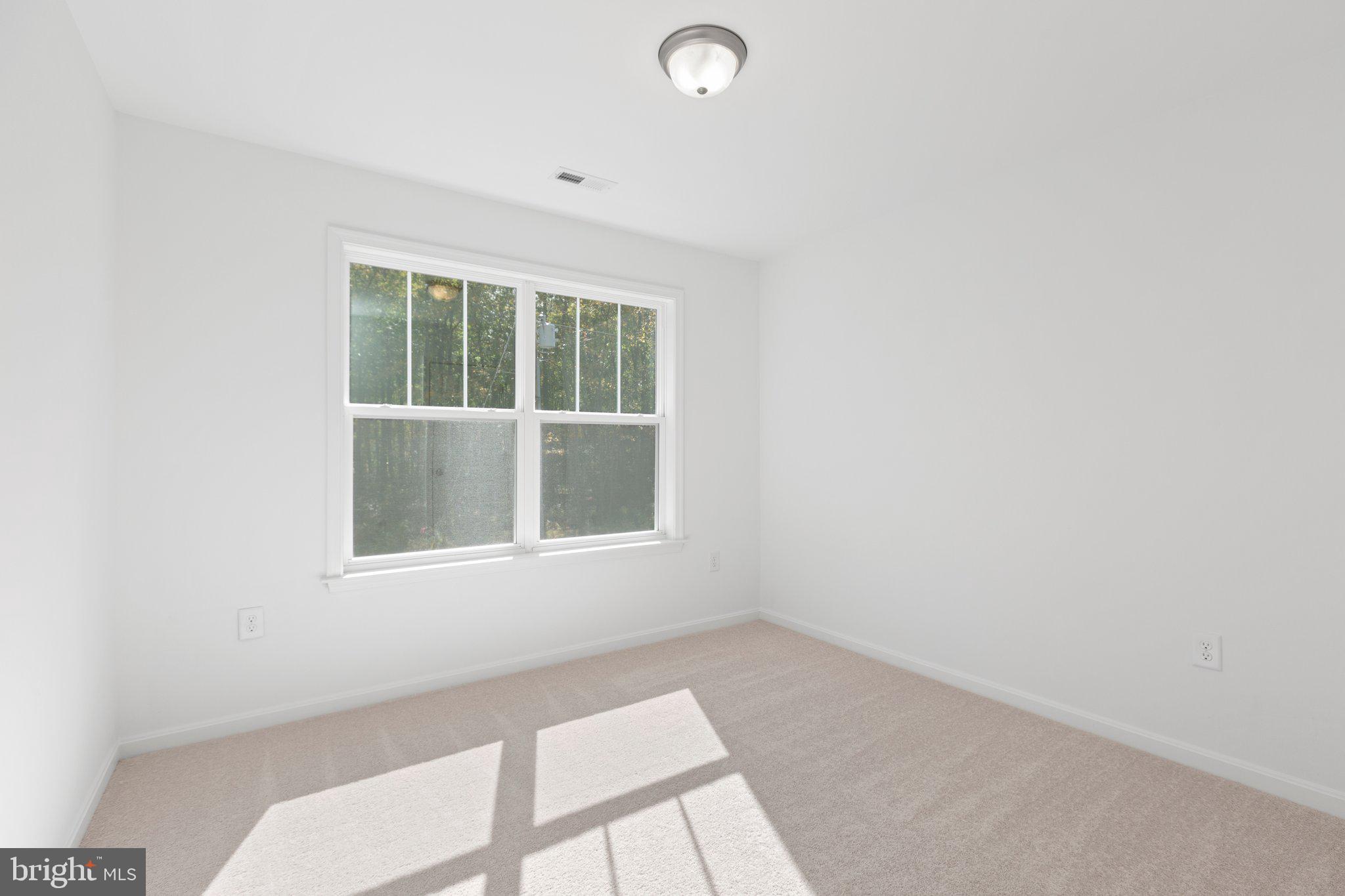 WESTMORELAND SHORES - Residential