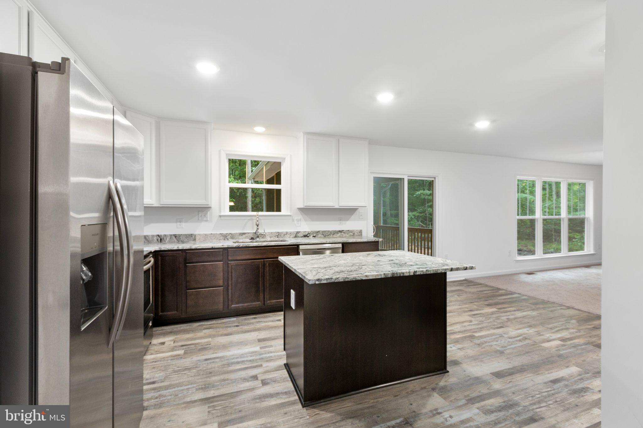 WESTMORELAND SHORES - Residential