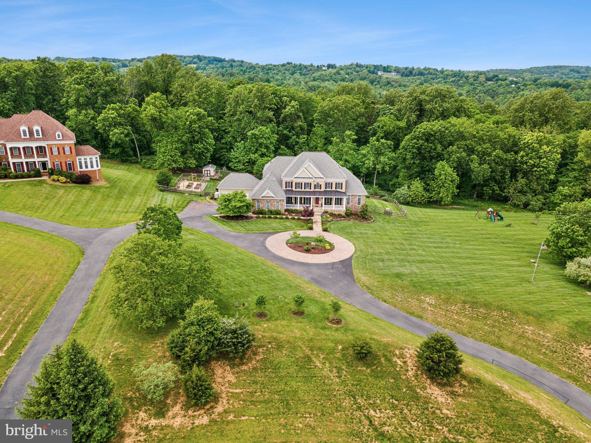 PARK MEADOWS - Residential