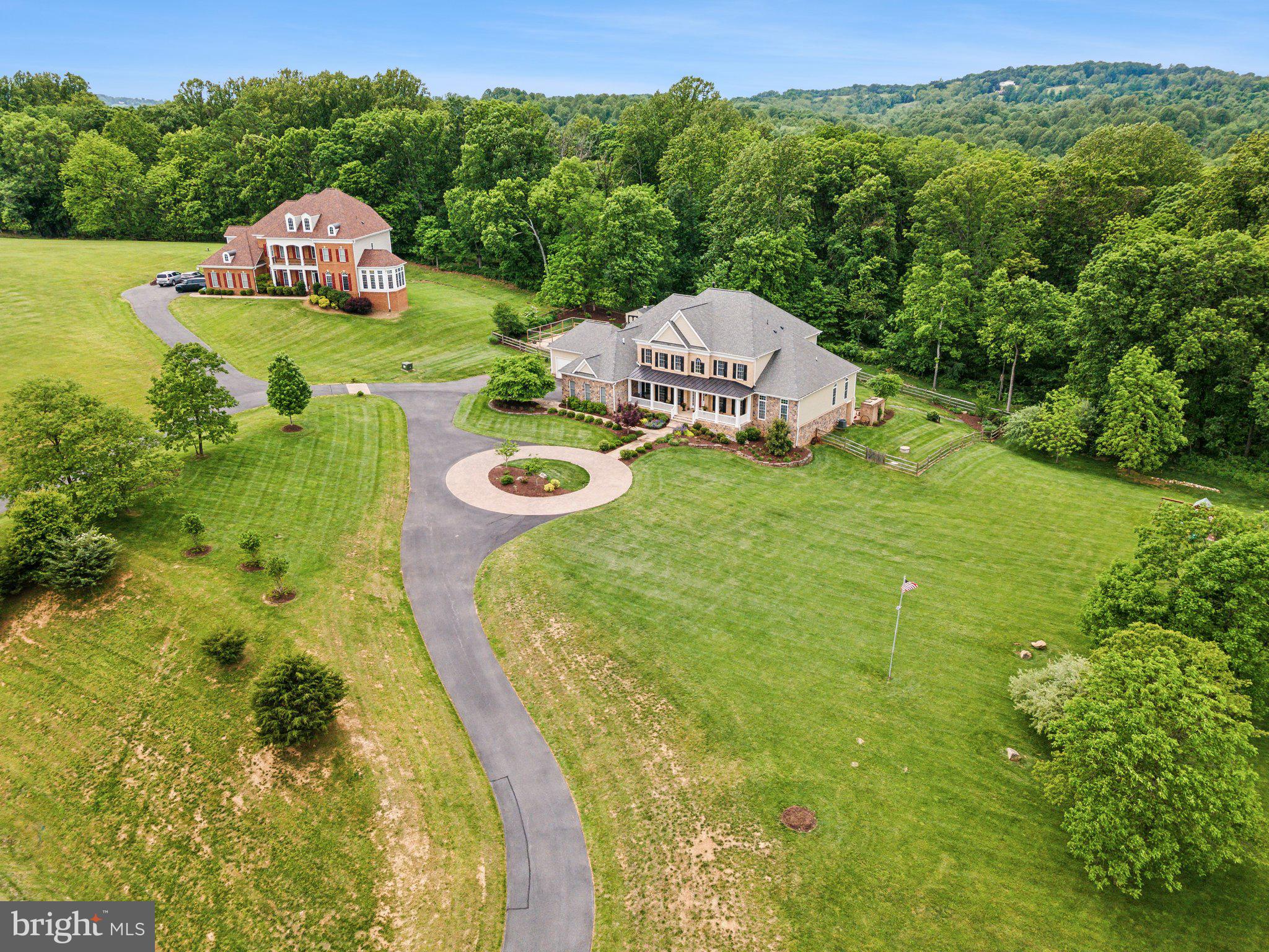 PARK MEADOWS - Residential