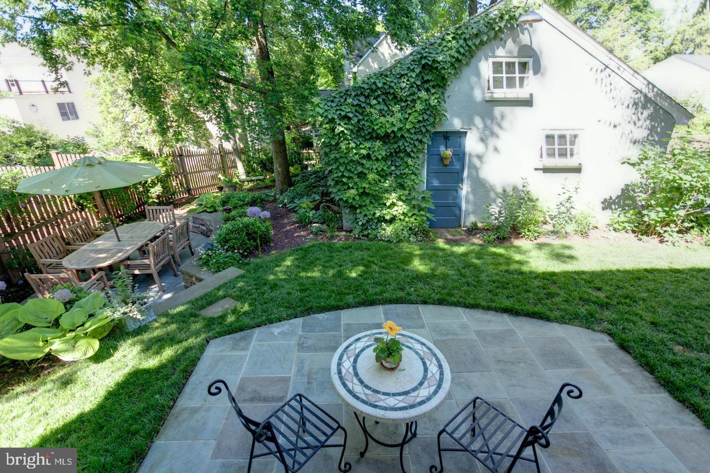 MURRAY HILL - Residential